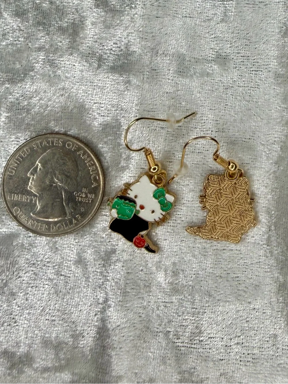 Hello Kitty-Inspired Halloween Earrings